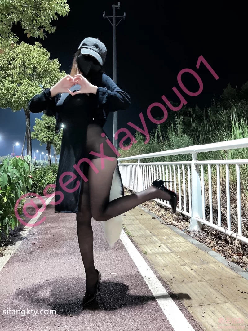 [自拍]
[转载搬运] 个人精选的户外露出合集16g [npnv+16g][百度盘]