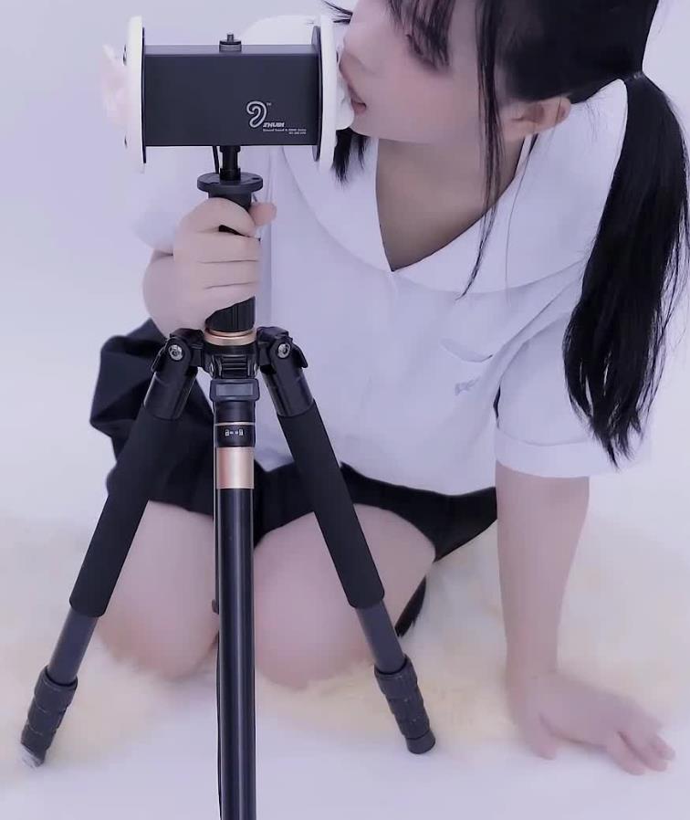 晓美会员22.11ASMR福利舔耳视频3V