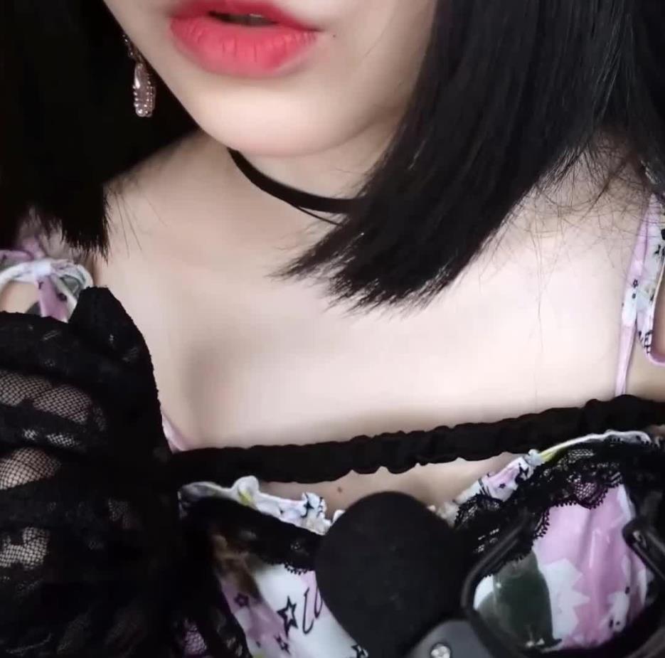 B站小羊喵舰长as-mr福利舒服的亲吻烤全羊 黑丝细高跟