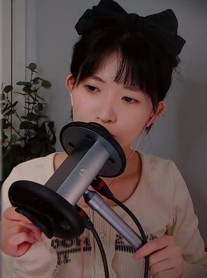 芝麻对辣ASMR 直接亲到昏睡KISS KISS