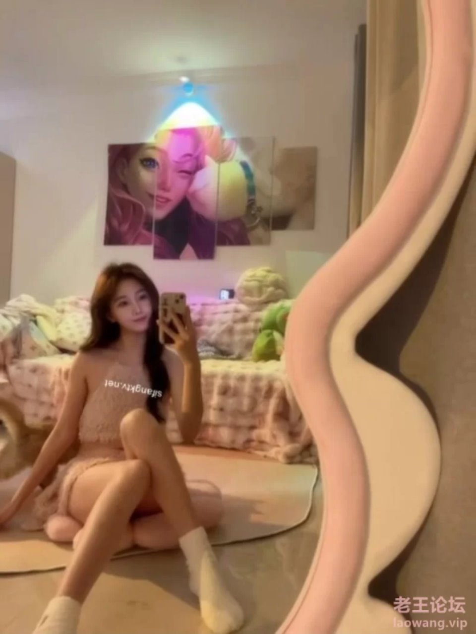 [自拍] [转载搬运] 大神【隔壁王某某】最新付费超燃福利 [118v 9p+3.6g][磁力链接]